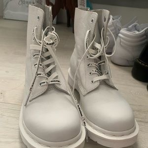 1460 pascal mono all white dr martens